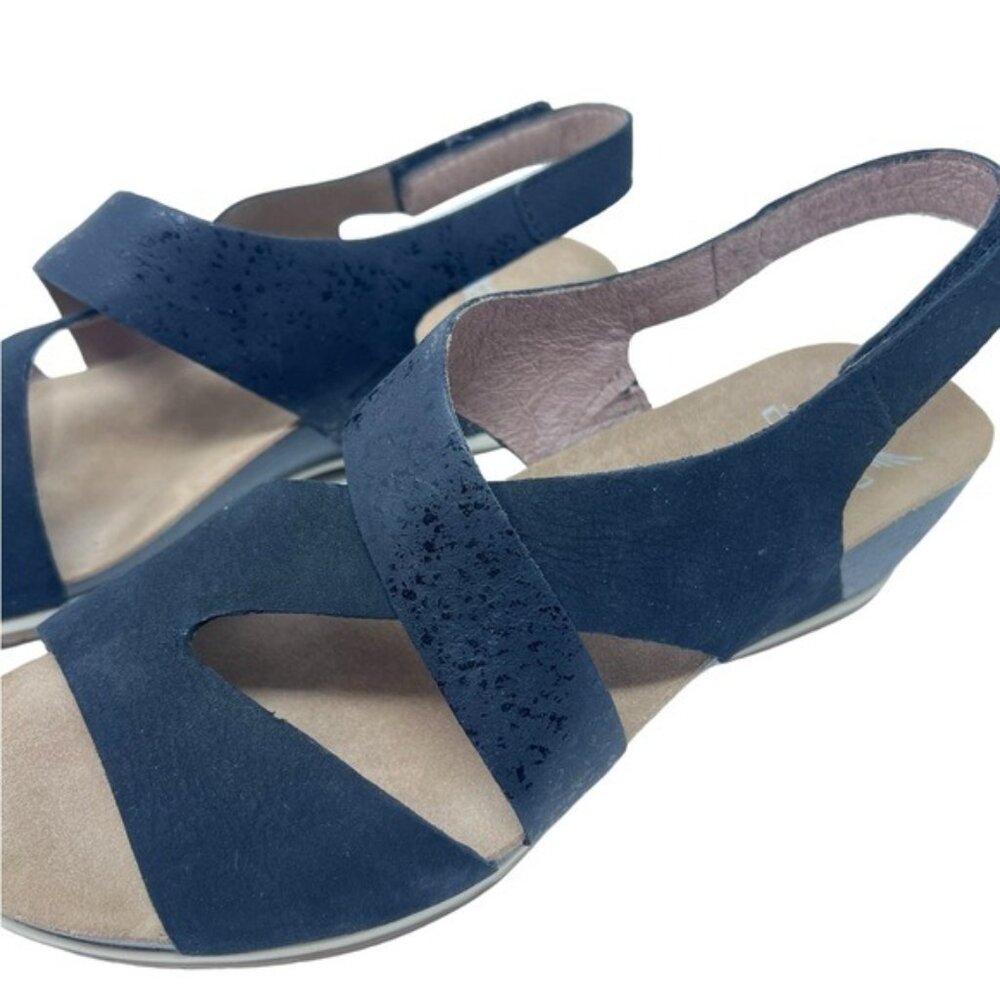 Dansko Vicky Leather Sandals - Picture 7 of 10